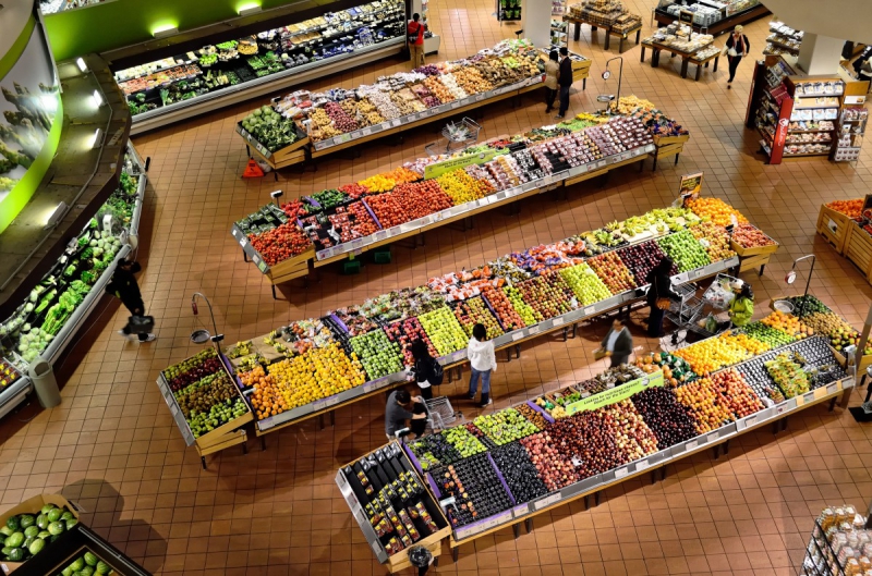magasin-TENDE-min_supermarket_stalls_coolers_market_food_fresh_shop_organic-652223